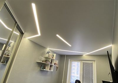 Световые линии в детской комнате