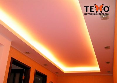 Натяжной потолок со светодиодной подсветкой в комбинации с гипсокартоном