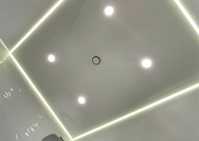 ТОП 7 видов освещений на натяжном потолке в 2024 году - 59