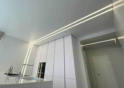 ТОП 7 видов освещений на натяжном потолке в 2024 году - 92