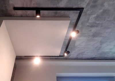 Натяжной потолок в стиле лофт