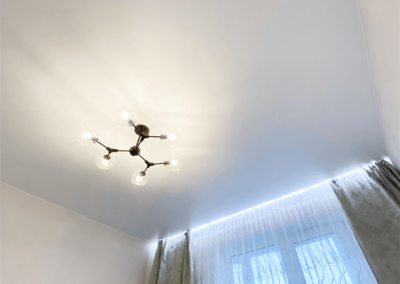 Натяжные потолки со скрытым карнизом - 83