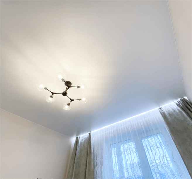 Подсветка скрытого карниза на натяжном потолке